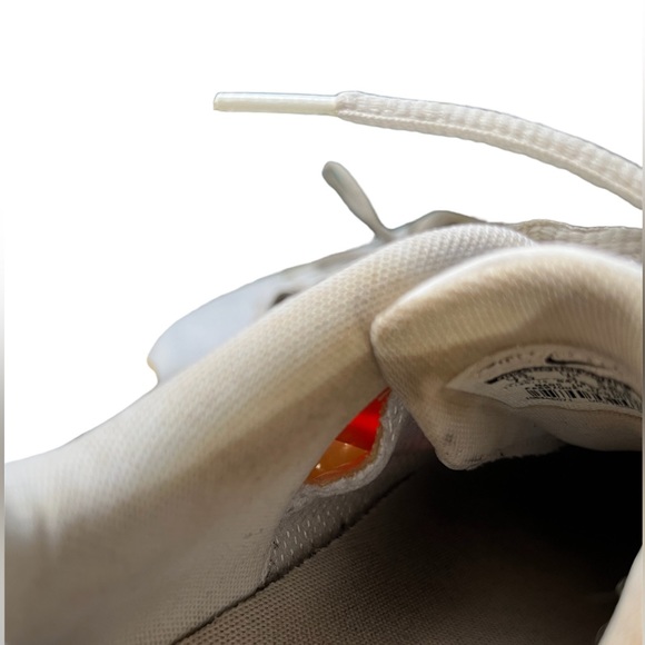 Nike Women's Sideline III Insert - Picture 7 of 9